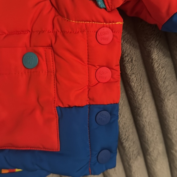 Lego x Target collection Infant 

Infant puffer jacket/ vest - Picture 5 of 5